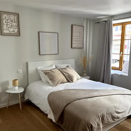 Apartment Maison Du Bonheur, Historic Center
